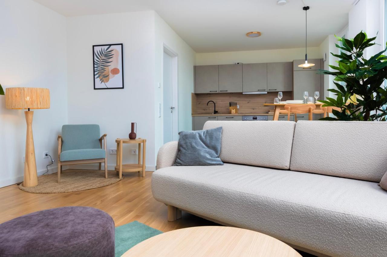 Spaciousliving Zwinger View - Citycenter - Free Parking - 65m2 Appartement